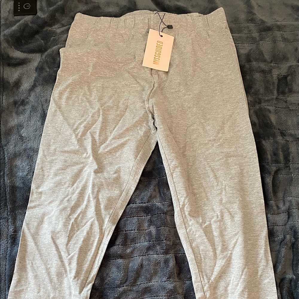 Grey thin leggings fitted brand new never worn with tags
